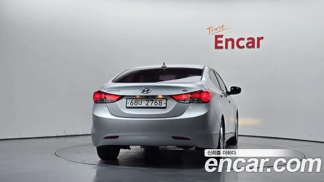 Hyundai Avante 2013 thumb 4
