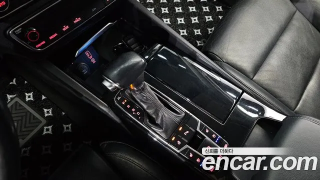 Kia K7 2016 thumb 9