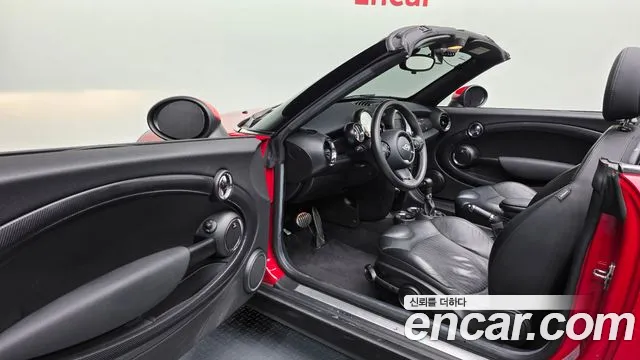 MINI Roadster 2013 thumb 10