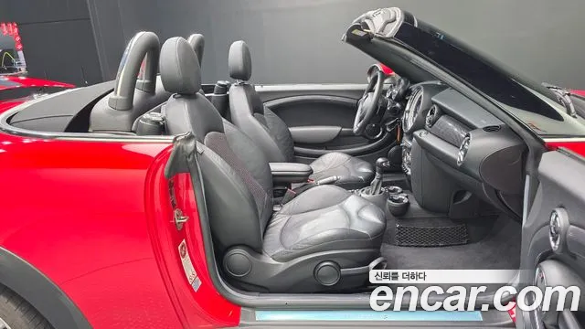 MINI Roadster 2013 thumb 11