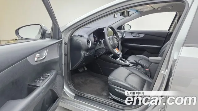 Kia K3 2021 thumb 10