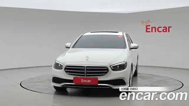 Mercedes-Benz E-Класс 2022 thumb 3