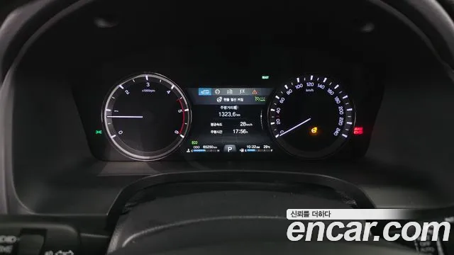 KG_Mobility_Ssangyong Rexton 2018 thumb 8