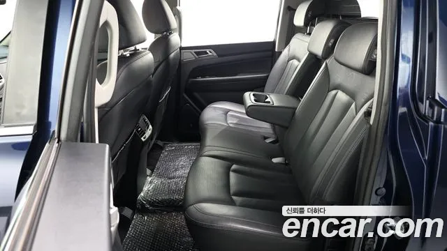KG_Mobility_Ssangyong Rexton 2018 thumb 11