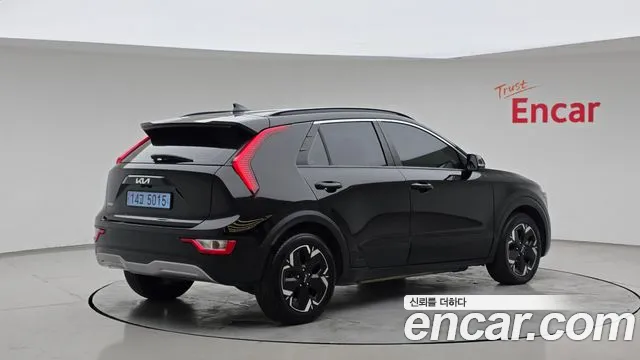 Kia Niro 2022 thumb 2