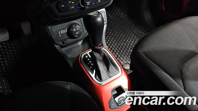 Jeep Renegade 2018 thumb 8