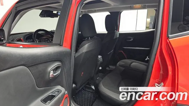 Jeep Renegade 2018 thumb 10