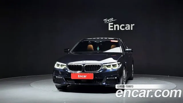 BMW 5-Series 2017 thumb 2
