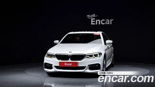 BMW 5-Series 2017 thumb 2