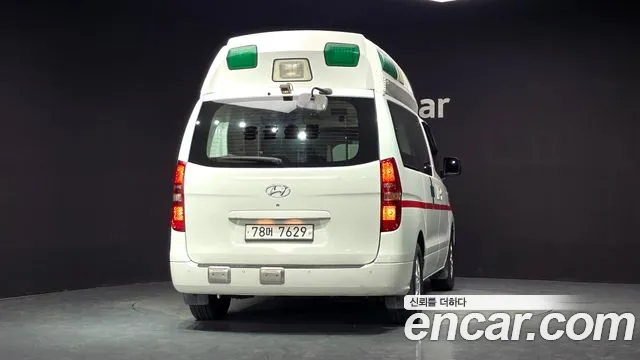 Hyundai Starex 2014 thumb 4