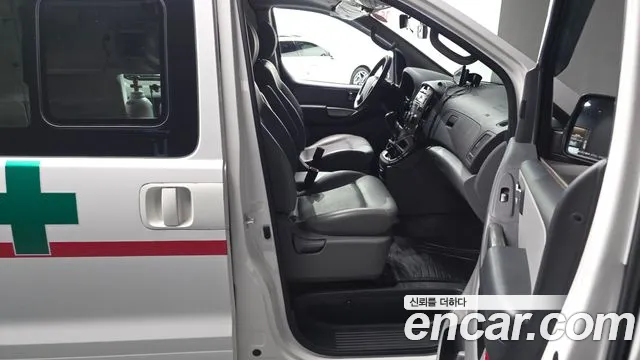 Hyundai Starex 2014 thumb 10