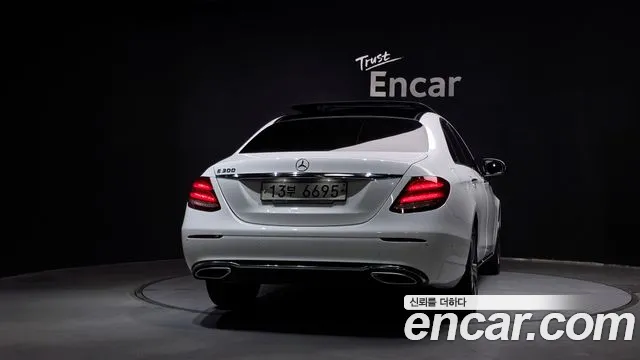 Mercedes-Benz E-Класс 2018 thumb 4