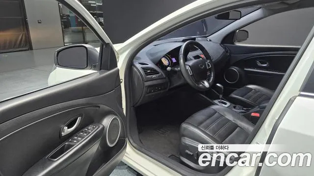 Renault-KoreaSamsung Fluence 2014 thumb 10