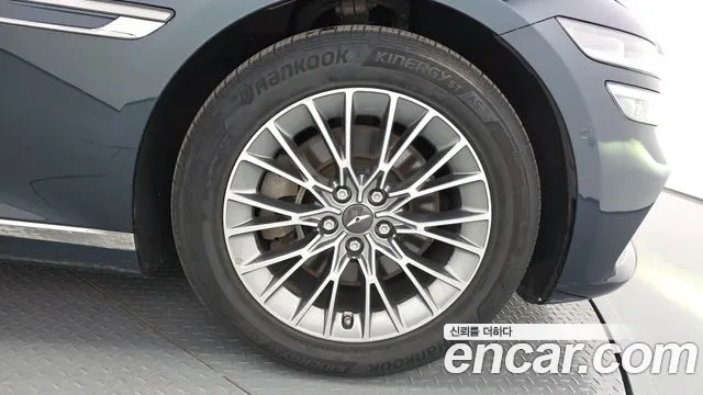Genesis G80 2022 thumb 4
