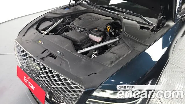 Genesis G80 2022 thumb 5