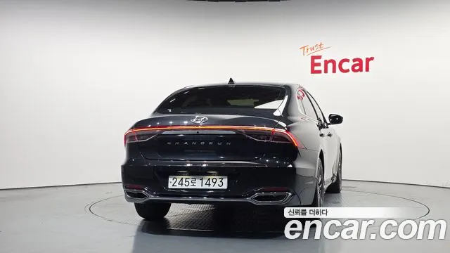Hyundai Grandeur 2022 thumb 4