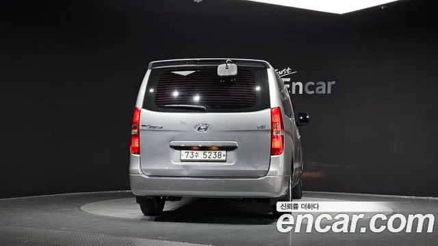 Hyundai Starex 2015 thumb 4