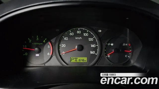 Hyundai Starex 2015 thumb 8