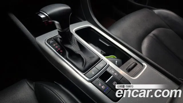 Kia K5 2016 thumb 9