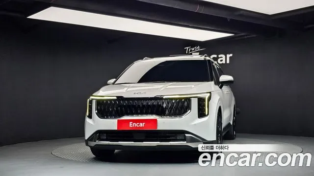 Kia Carnival 2024 thumb 3