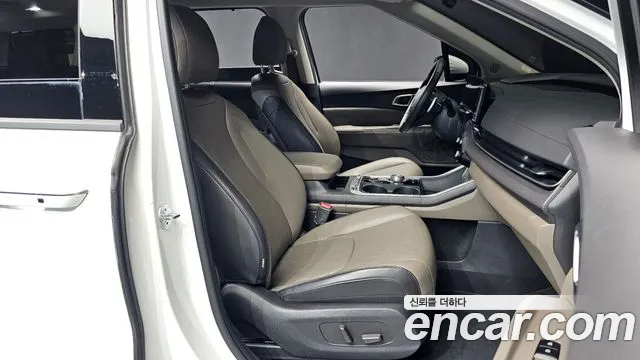 Kia Carnival 2024 thumb 11