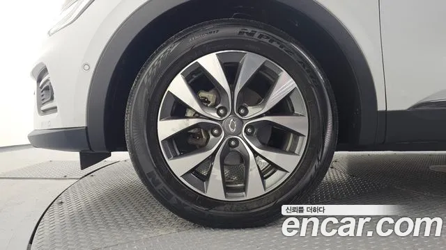 Renault-KoreaSamsung Arkana 2020 thumb 5