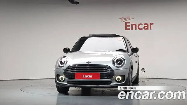 MINI Clubman 2023 thumb 3