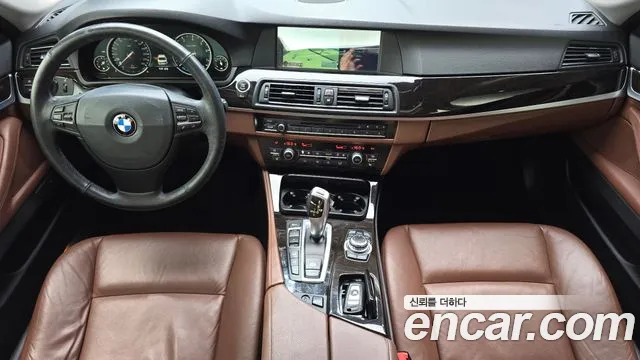 BMW 5-Series 2013 thumb 7