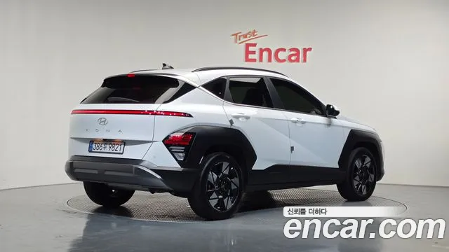 Hyundai Kona 2023 thumb 2