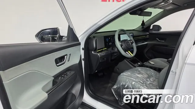Hyundai Kona 2023 thumb 10