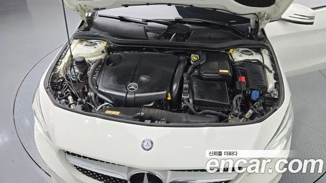 Mercedes-Benz CLA 2016 thumb 6