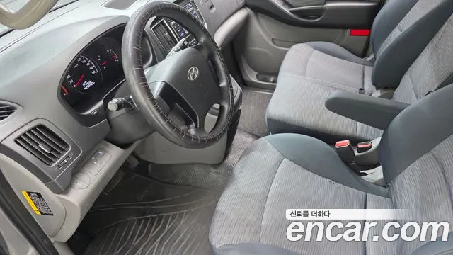Hyundai Starex 2016 thumb 7