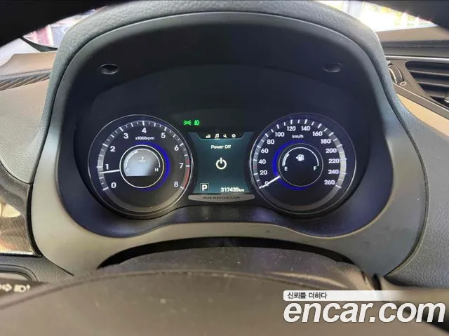 Hyundai Grandeur 2015 thumb 3