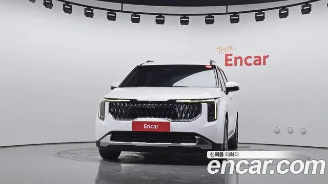 Kia Carnival 2024 thumb 3
