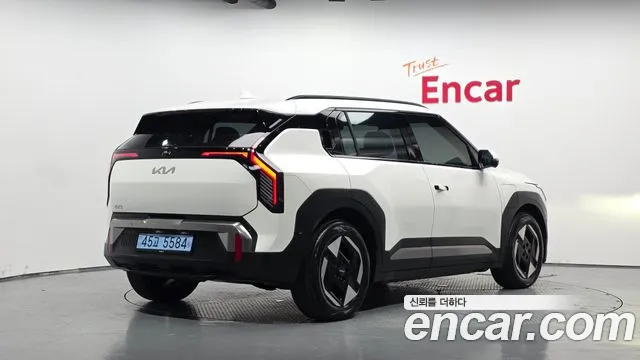 Kia EV3 2026 thumb 2