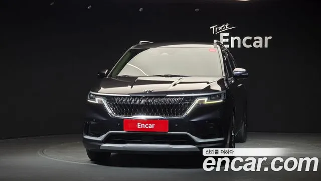 Kia Carnival 2021 thumb 3