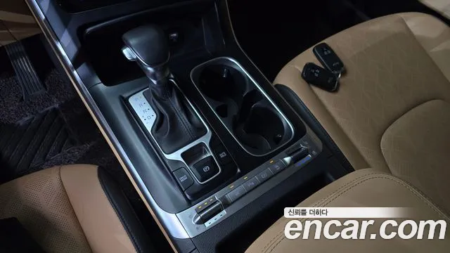 Kia Carnival 2021 thumb 9