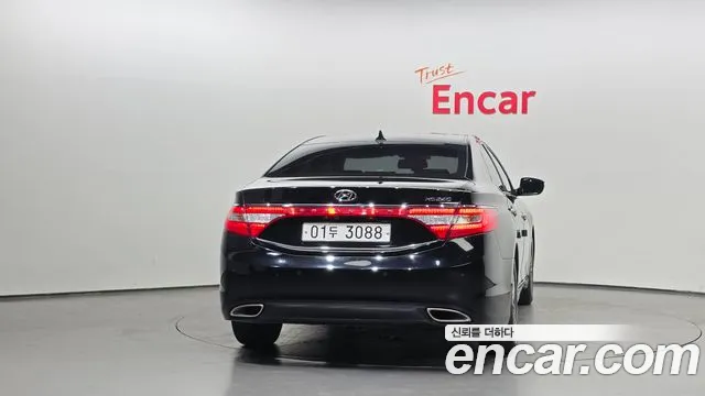 Hyundai Grandeur 2014 thumb 4