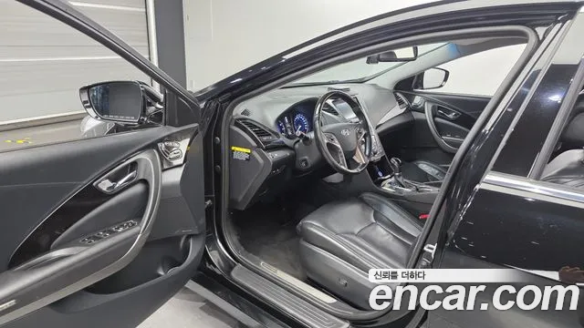 Hyundai Grandeur 2014 thumb 10