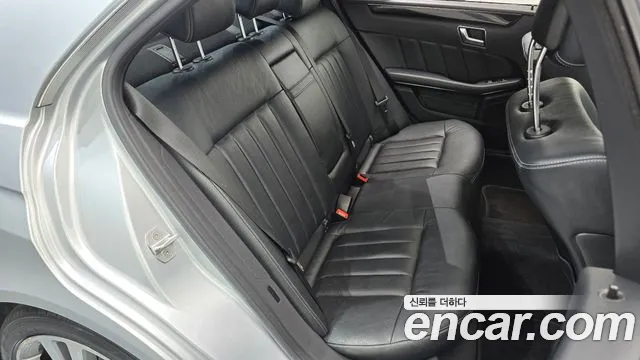 Mercedes-Benz E-Класс 2014 thumb 11