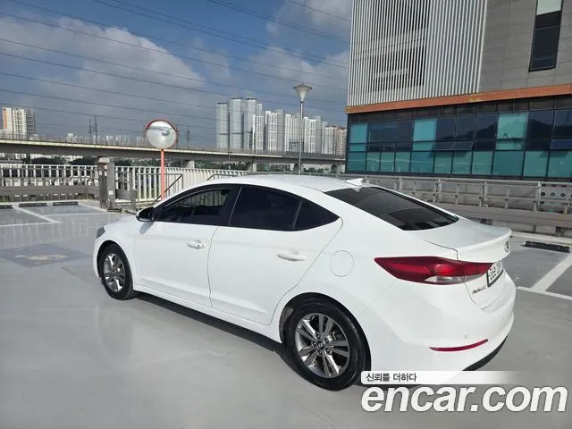 Hyundai Avante 2016 thumb 6