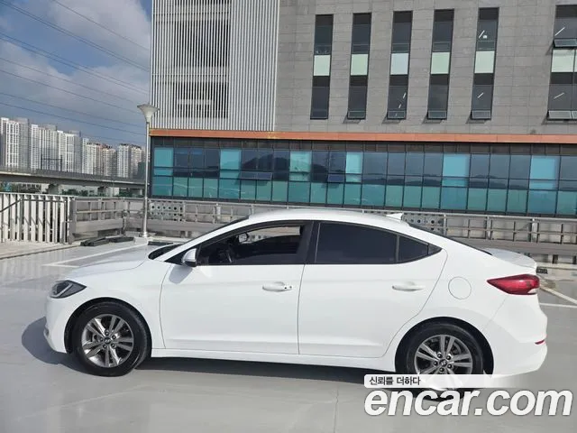 Hyundai Avante 2016 thumb 7