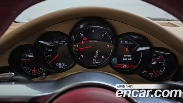 Porsche Panamera 2012 thumb 8