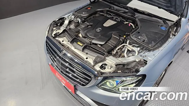 Mercedes-Benz E-Класс 2018 thumb 6