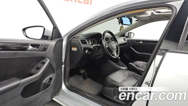 Volkswagen Jetta 2014 thumb 10
