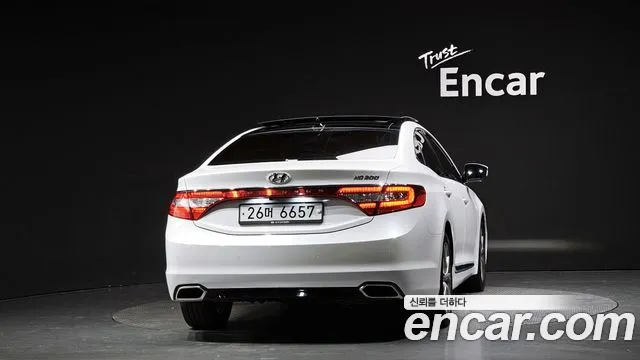 Hyundai Grandeur 2014 thumb 4