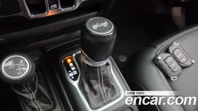 Jeep Wrangler 2021 thumb 9