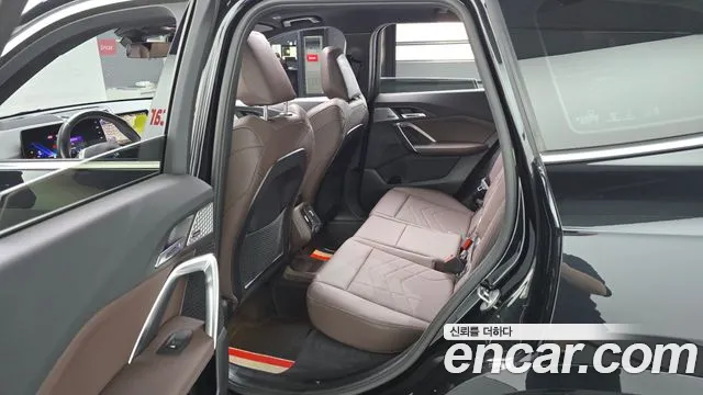 BMW X1 2023 thumb 10