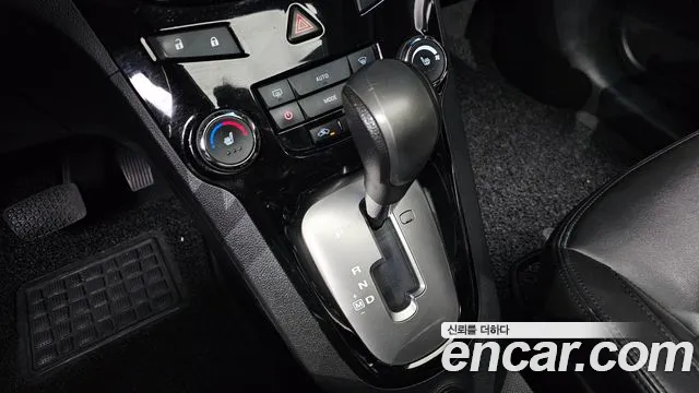 ChevroletGMDaewoo Orlando 2012 thumb 9