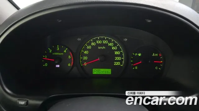Hyundai Starex 2012 thumb 8